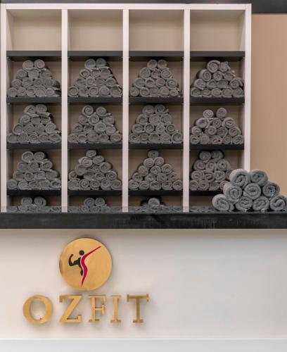 Certificato, attestato, insegna o altro documento esposto da Oz Hotels Side Premium