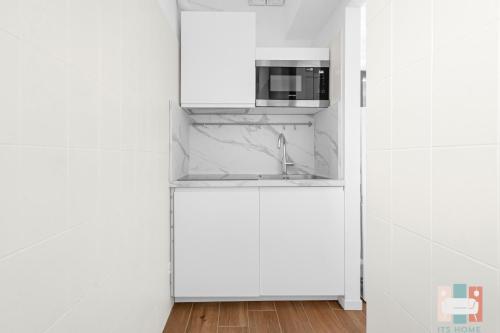 LO3 • [Navigli] Chic Apartment •
