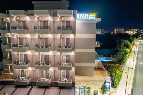 Imagen de la galería de Heksamil Hotel, en Ksamil