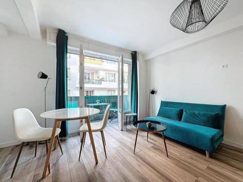 Studio proche gare, balcon