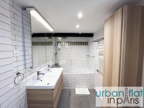 Urban Flat 161 - Luxury 4 Bedrooms Apartment