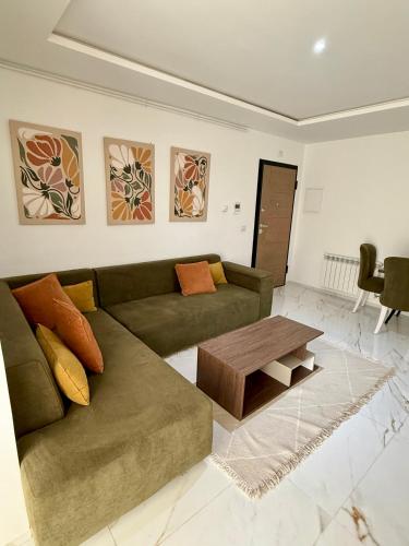 Appartement moderne à l Aouina avec WiFi parking et proche aéroport Tunis Carthage