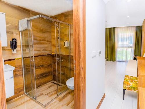 Koupelna v ubytování Quinnova Hotel