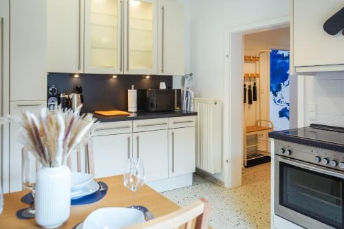 Gallery image of 7Seas City-Apartment Kaiserslautern - Balkon l NETFLIX l 24h Self Check-in in Kaiserslautern