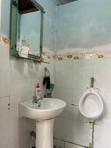 Ένα μπάνιο στο Toni Nguyen Homestay