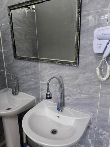 Bany a Hola Backpacker Hostel