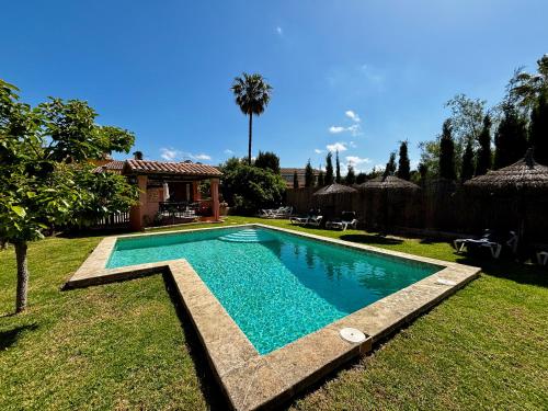 Kolam renang di atau dekat dengan Villa with pool Can Tomeu in Es Capdellà
