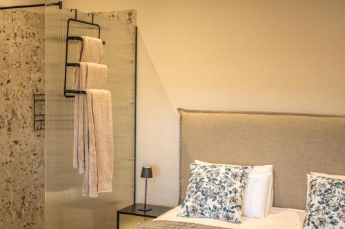 Ένα μπάνιο στο Room 2 - LEO Sky Guest House