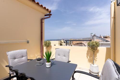 Manoli's Studios Old Town Chania