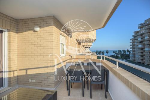 Casa Abrazo Ivan Luxury Homes 4ªPlta Sur 1ªLínea