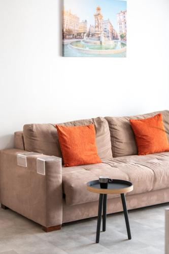 Photo de la galerie de l'établissement Le 27 - Appartement 3*** cosy à Lyon Parking, à Lyon