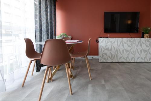 Photo de la galerie de l'établissement Le 27 - Appartement 3*** cosy à Lyon Parking, à Lyon