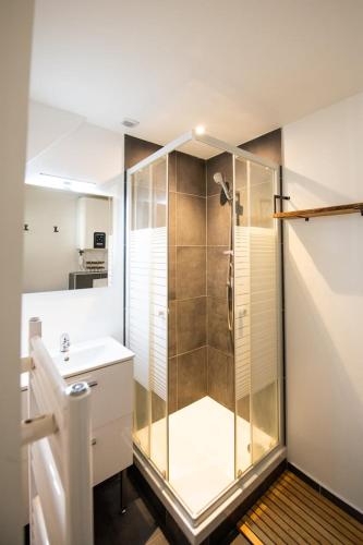 Photo de la galerie de l'établissement Le Liberté - Joli studio moderne proche Part-Dieu, à Lyon