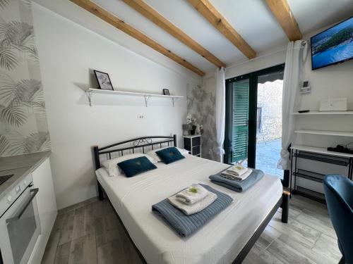 Supreme Location-Old Town Apt Luce City Centre