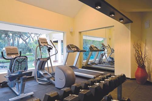 Fitness centrum a/nebo fitness zařízení v ubytování Tropicana Resort & Spa Alibaug, A Club Mahindra Associate