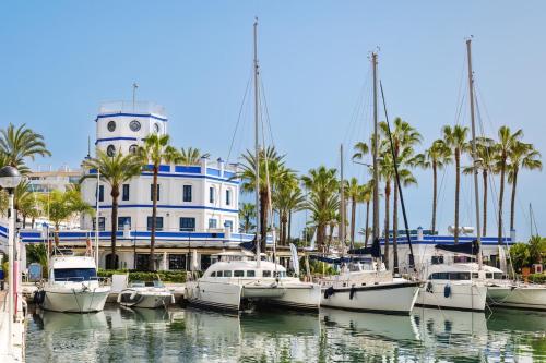 AR14 Charming studio in Estepona