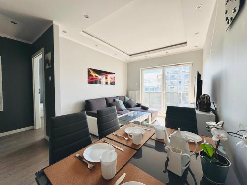 Cloudlight Apartment - Fiesta Apartments