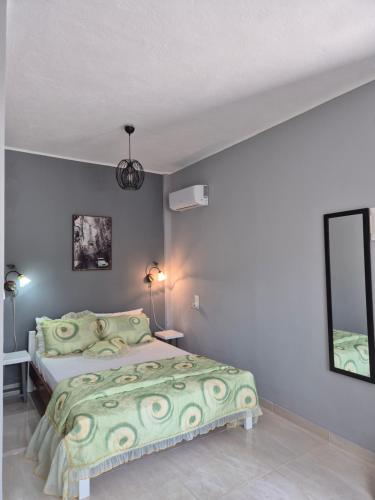 Ένα ή περισσότερα κρεβάτια σε δωμάτιο στο Rosemary room
