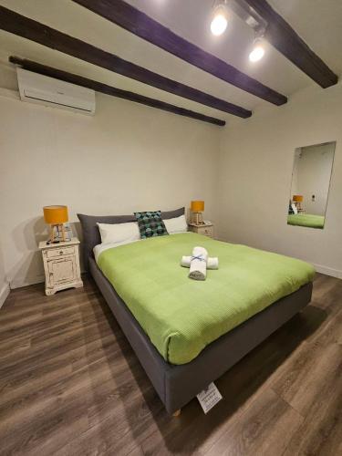 Five Room Family Flat Near Ramblas