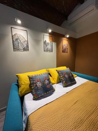 Ένα ή περισσότερα κρεβάτια σε δωμάτιο στο Borgo Bortolone