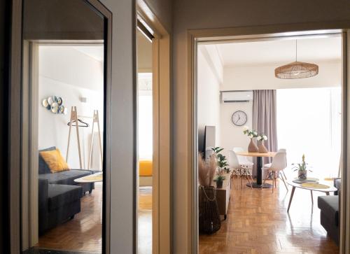 Belita large 1BR close to the Acropolis