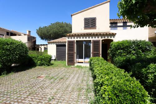 Appartement 4 personnes avec terrasse au golf de St Cyprien