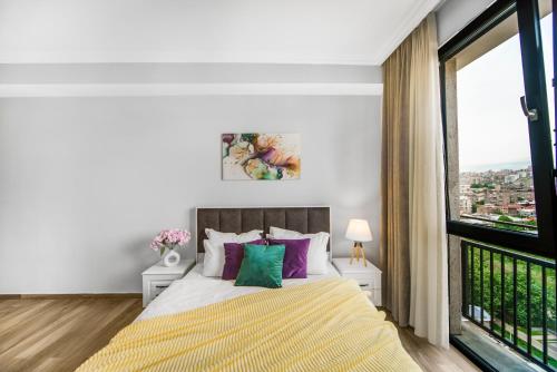 Katil atau katil-katil dalam bilik di Apart-hotel on Koghbatsi 16
