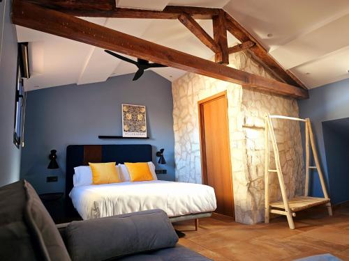 Postel nebo postele na pokoji v ubytování Cousin Room Hotel Automatizado