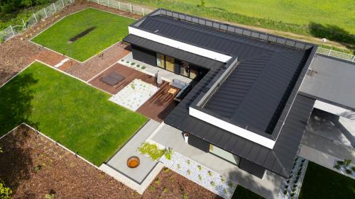 Ostatni dom po lewej