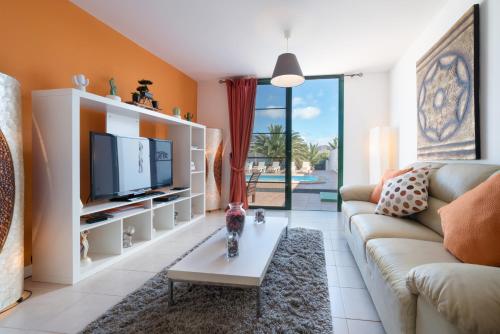 Casa Olivia by Optima Villas