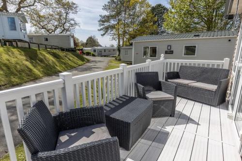 Χώρος καθιστικού στο Hotel du Van - Rockley Park Caravan, Activities On-site