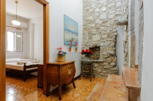 Fotografie z fotogalerie ubytování Traditional 3BR Family Home in Pyrgi Village v destinaci Pyrgi