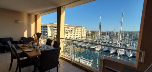 Residence Cap Hermes, Incroyable Vue sur le port,