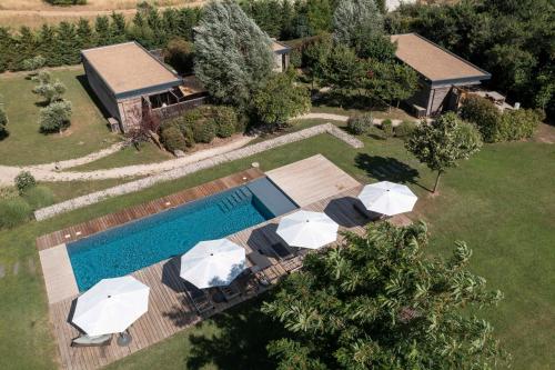 Πισίνα στο ή κοντά στο Domaine Mejan