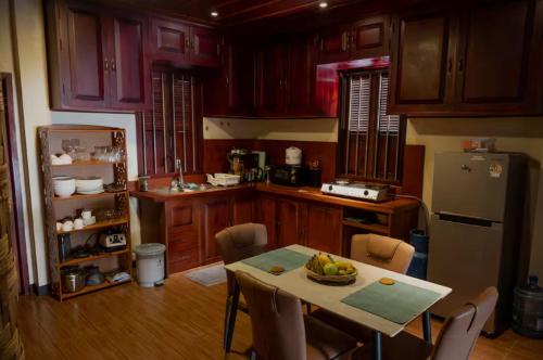 Dapur atau dapur kecil di Eternal Bliss Estates