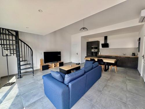 Place des Ormes 6p Apartment