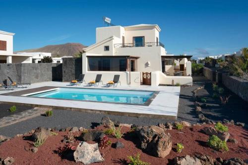 Casa Corfe by Optima Villas