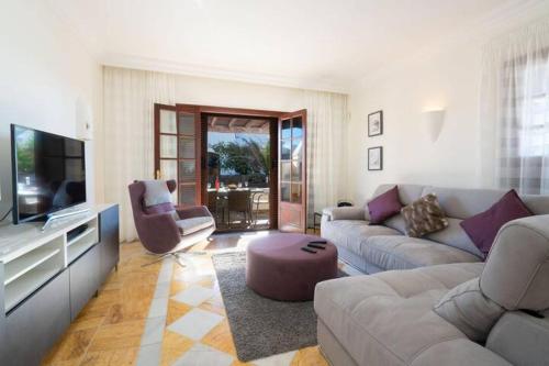 Casa Corfe by Optima Villas