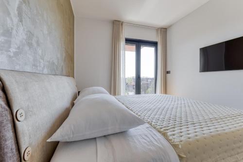 New Modern Apartment Mima