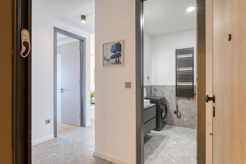 New Modern Apartment Mima