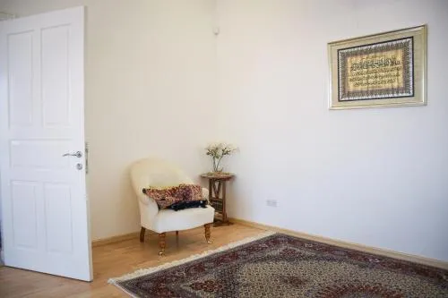 Amazing 2BR Private Villa in Saar