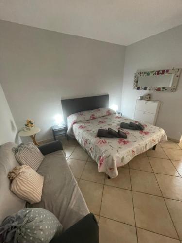 Annarella Home