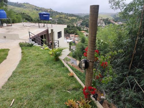 Φυσικό τοπίο κοντά σε αυτή η παραθεριστική κατοικία