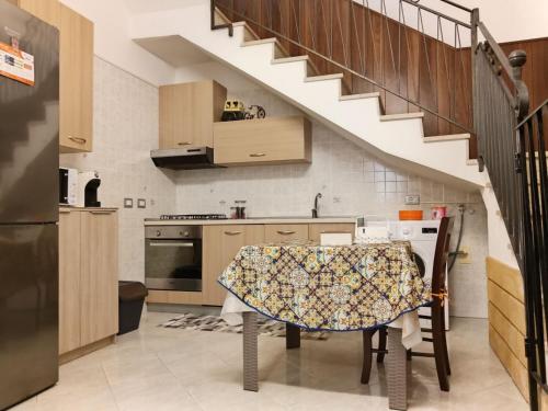 Kuchyň nebo kuchyňský kout v ubytování Casa Sciacca La Tua Casa Vacanze Ideale a Marsala