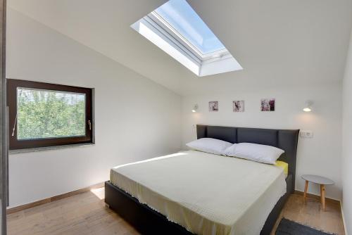 Apartments Jela