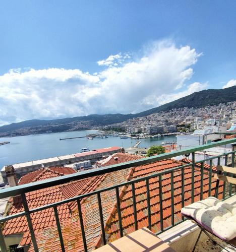 Old Town Sea View Apartment