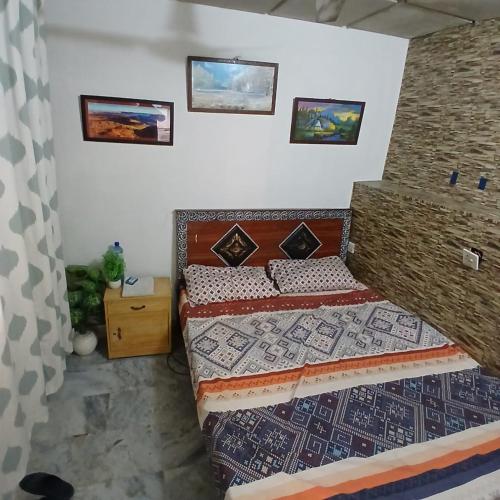 Elegant Room in F 8 Islamabad
