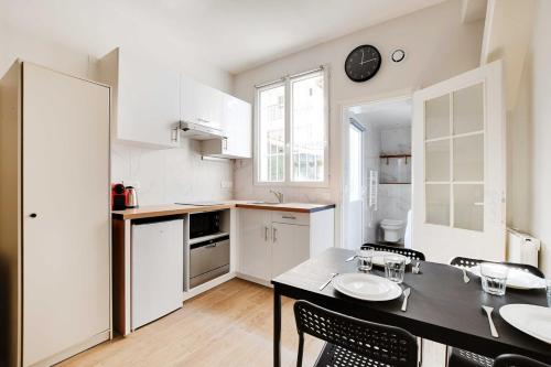 Cozy apartment with garden near République