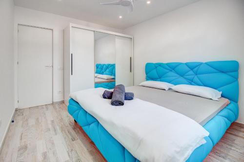 FRESH apartment in Costa Adeje by AltamarHomes