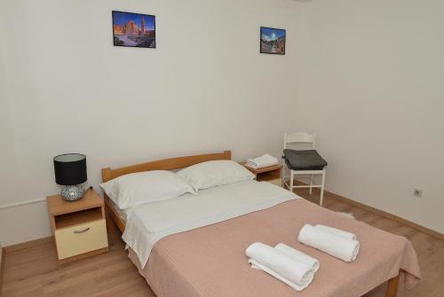 Buki one bedroom apartment with balcony and sea view